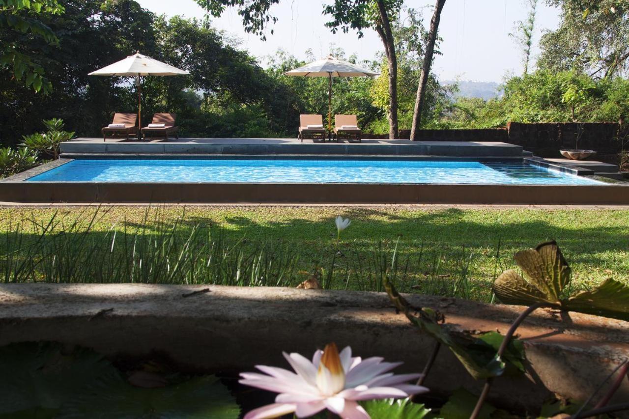 The Postcard Velha, Goa Hotel Old Goa Exterior photo